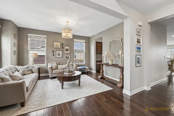 $1,095,000 | 23752 Sanctuary Club Drive, Kildeer, IL 60047