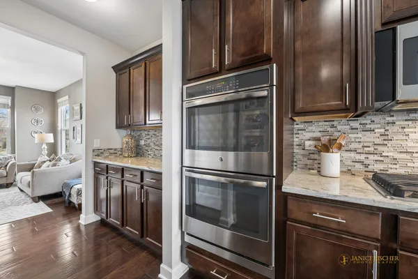 $1,095,000 | 23752 Sanctuary Club Drive, Kildeer, IL 60047