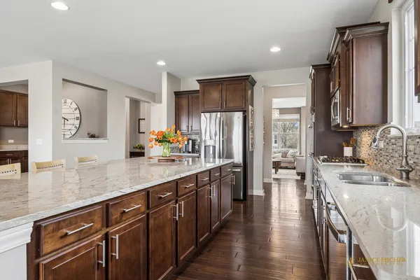 $1,095,000 | 23752 Sanctuary Club Drive, Kildeer, IL 60047