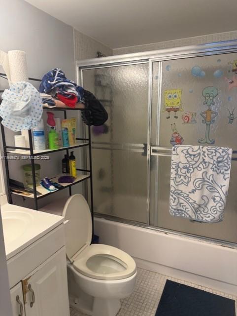 4164 Inverrary Drive, Unit 913 Lauderhill, FL 33319 - Photo 20 of 25 a bathroom with a sink toilet and shower