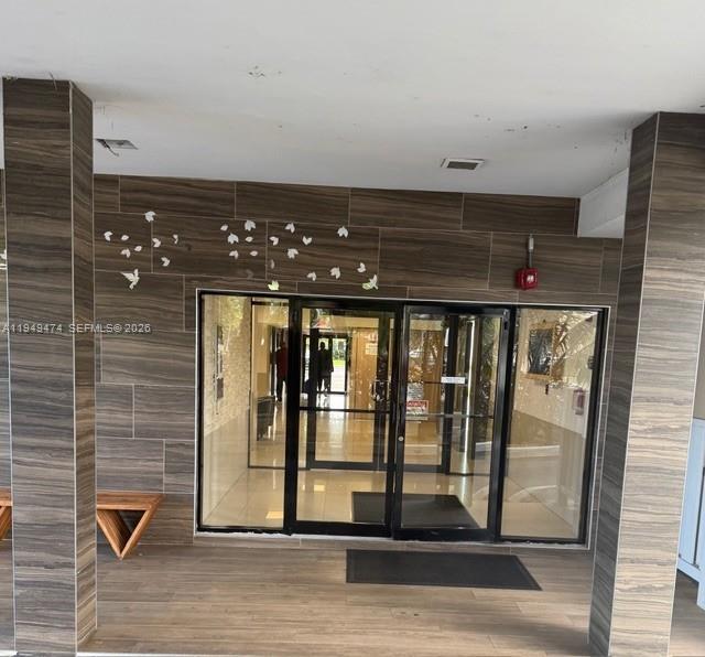 4164 Inverrary Drive, Unit 913 Lauderhill, FL 33319 - Photo 5 of 25