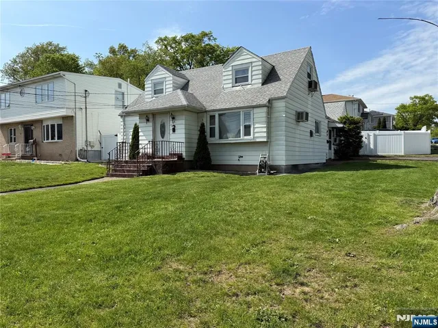$539,000 | 65 Hamilton Avenue, Elmwood Park, NJ 07407
