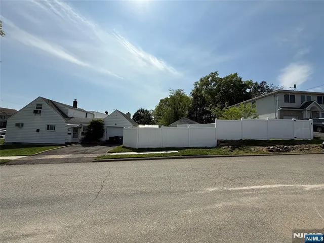 $539,000 | 65 Hamilton Avenue, Elmwood Park, NJ 07407