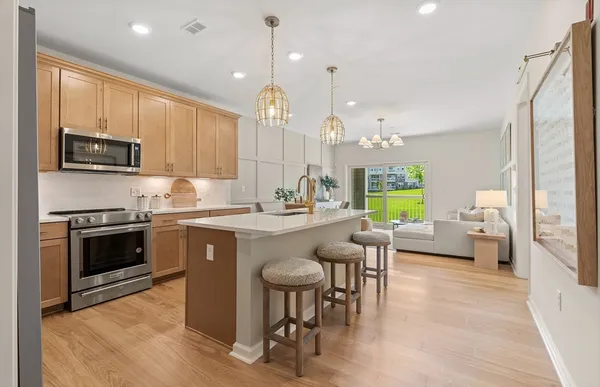 $608,465 | 30 Coppersmith Way, Unit 308, Canton, MA 02021