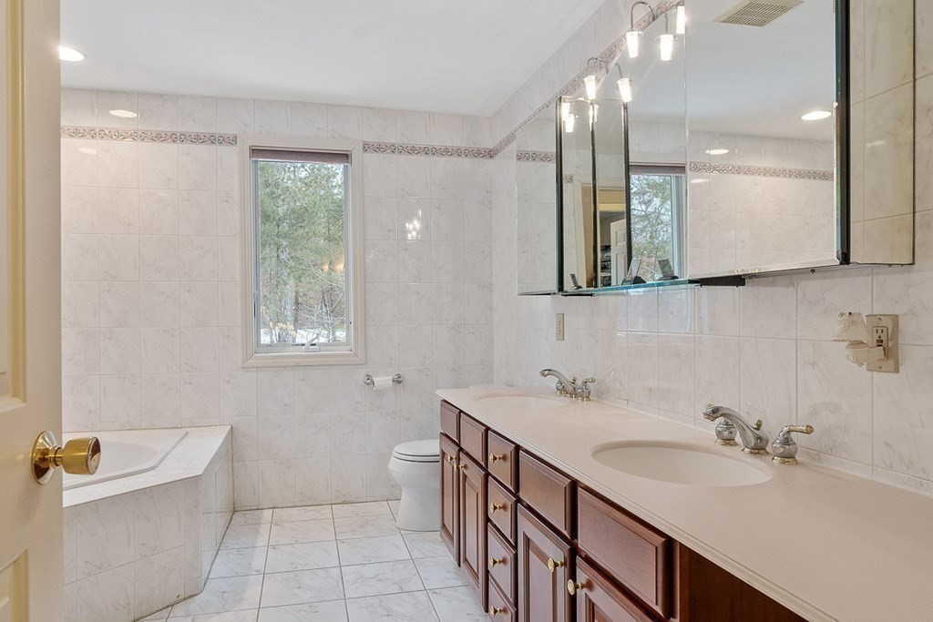 50 Foster Road Tewksbury, MA 01876 - Photo 17 of 39 Gallery Image 17