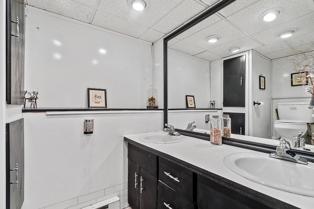 50 Foster Road Tewksbury, MA 01876 - Photo 33 of 39 Gallery Image 33