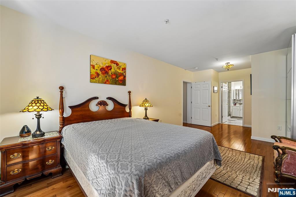 140 The Promenade Edgewater, NJ 07020 - Photo 10 of 22