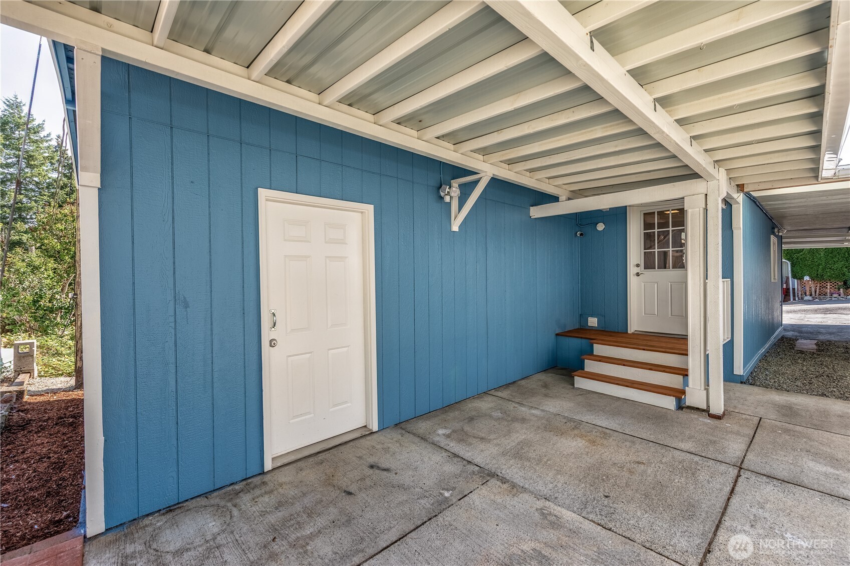 23708 Locust Way, Unit 9 Bothell, WA 98021 - Photo 5 of 26