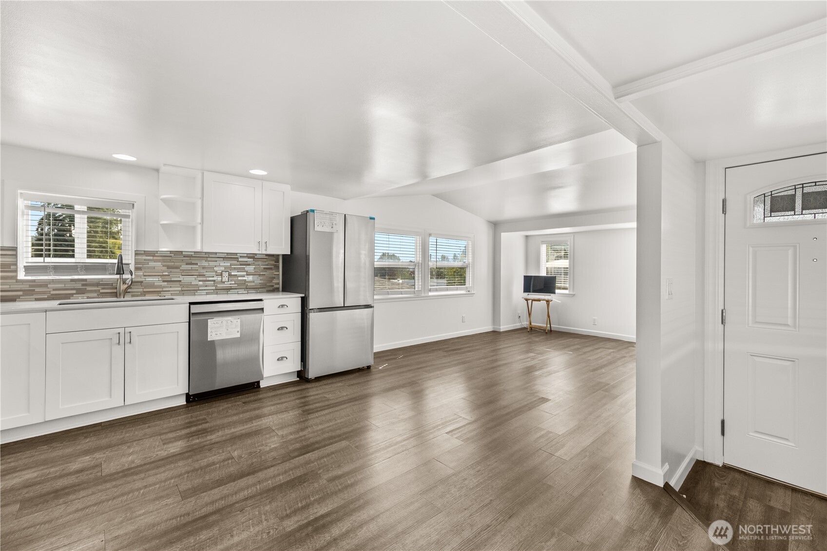 23708 Locust Way, Unit 9 Bothell, WA 98021 - Photo 7 of 26