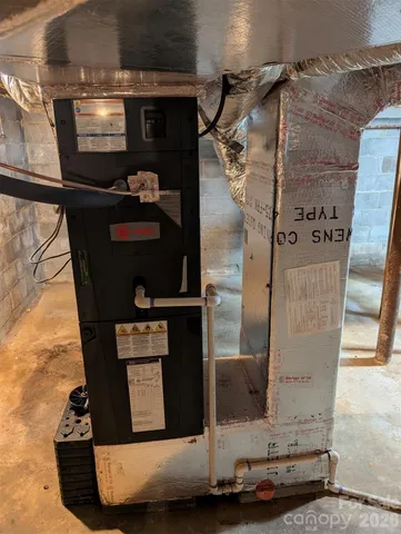 a view of washer and dryer