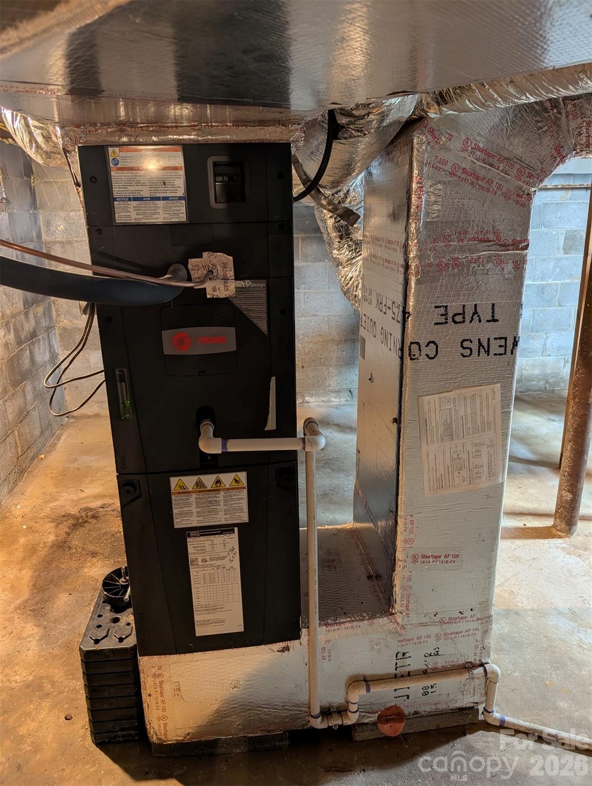 212 Old Dale Road Spruce Pine, NC 28777 - Photo 25 of 30 a view of washer and dryer