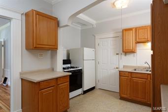 2231 Richert Place St. Louis, MO 63143 - Photo 8 of 17 Gallery Image 8