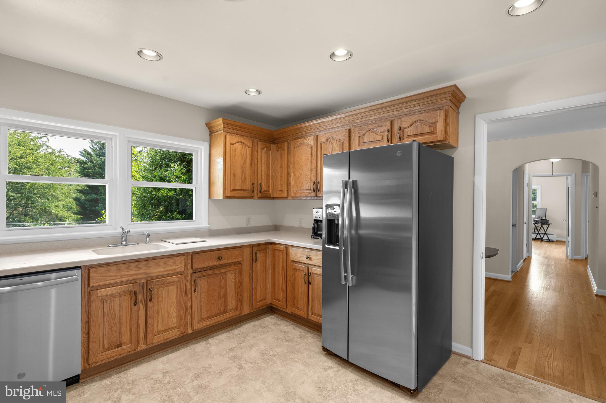 1203 Ednor Road Silver Spring, MD 20905 - Photo 11 of 51 Kitchen