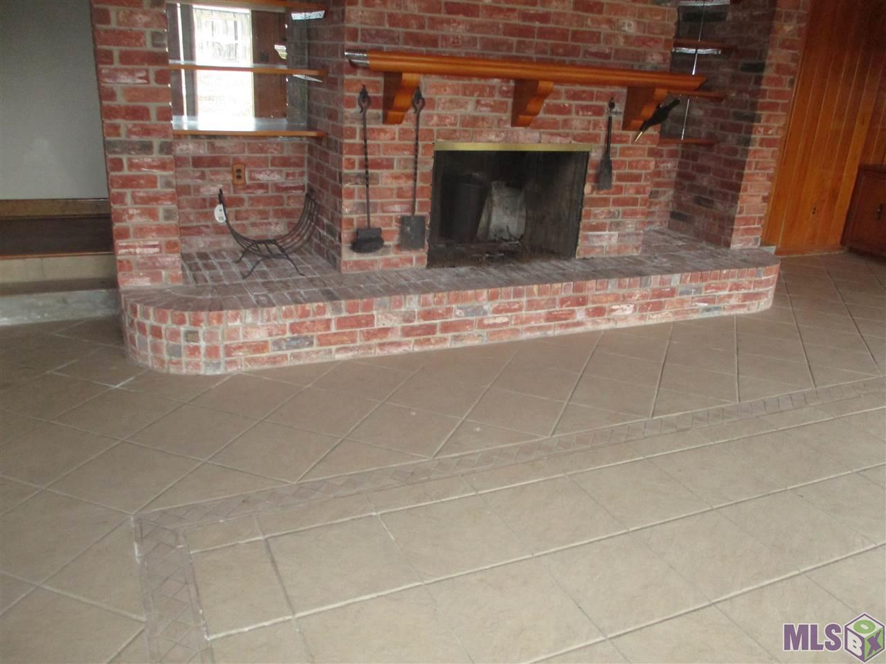 11428 Gurney Road Baker, LA 70714 - Photo 2 of 12