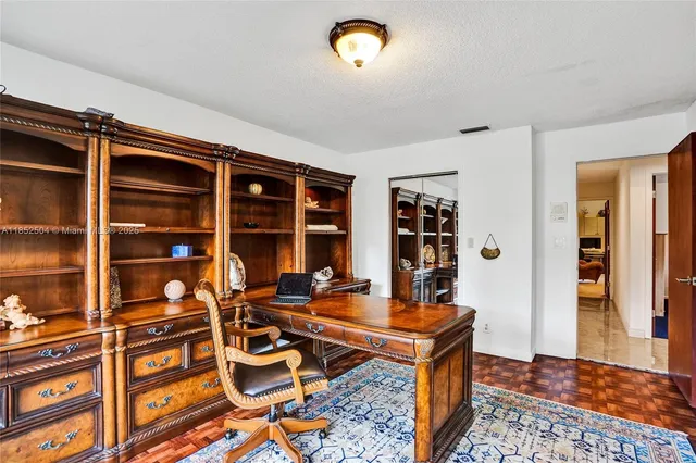 $1,348,800 | 4955 Northwest 81st Avenue, Coral Springs, FL 33067