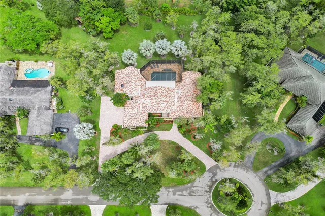 $1,348,800 | 4955 Northwest 81st Avenue, Coral Springs, FL 33067