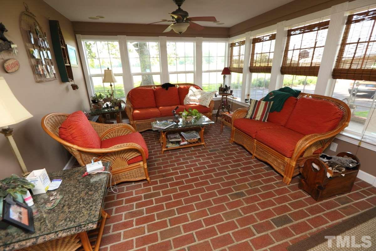 7150 Redlawn Road Baskerville, VA 23915 - Photo 9 of 25 Gallery Image 9
