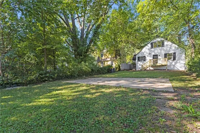 $215,000 | 6701 Walrond Avenue, Kansas City, MO 64132