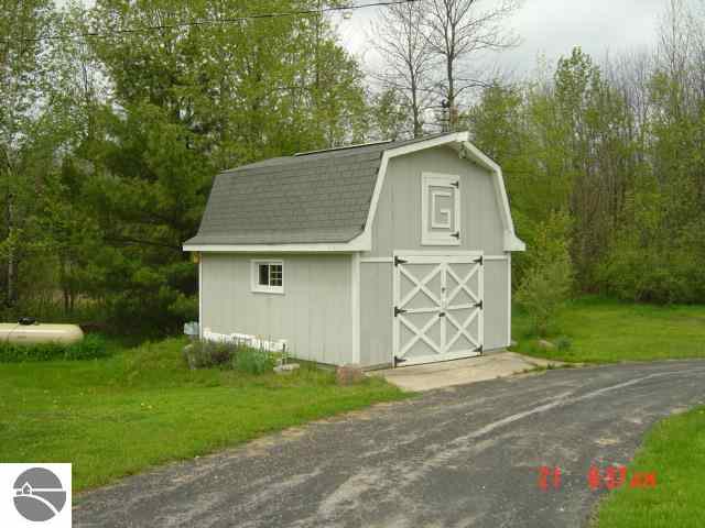 4476 Quarterline Road Kewadin, MI 49648 - Photo 10 of 11 1746434-9.JPG