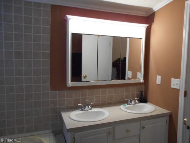540 Barnes Road Eden, NC 27288 - Photo 13 of 25 Gallery Image 13