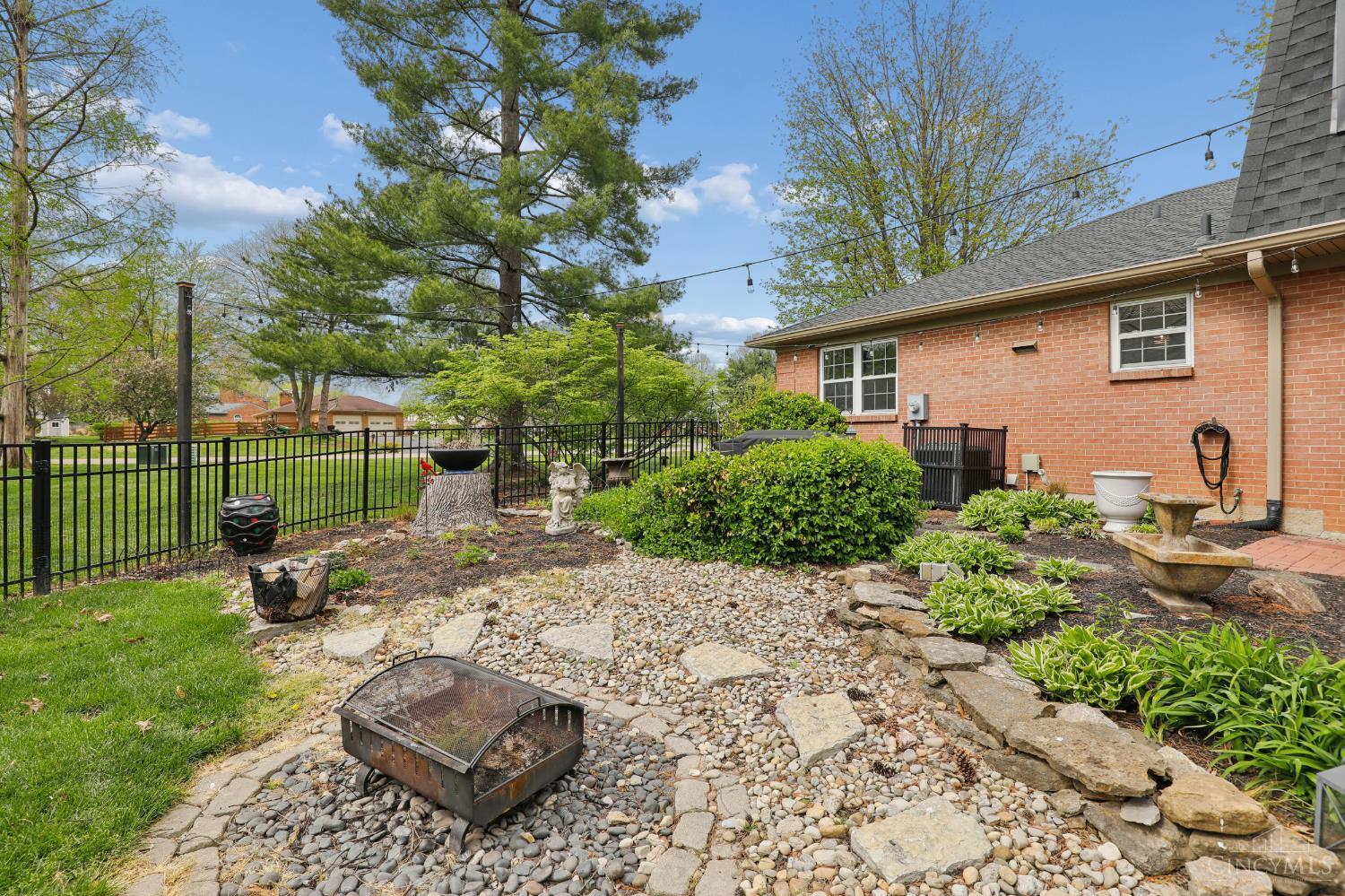 573 Pepper Ridge Road Cincinnati, OH 45244 - Photo 32 of 43