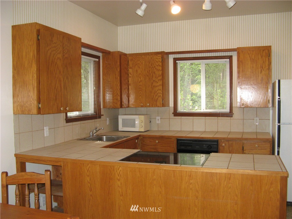 3959 Mud Bay Road Lopez Island, WA 98261 - Photo 5 of 8 Gallery Image 5