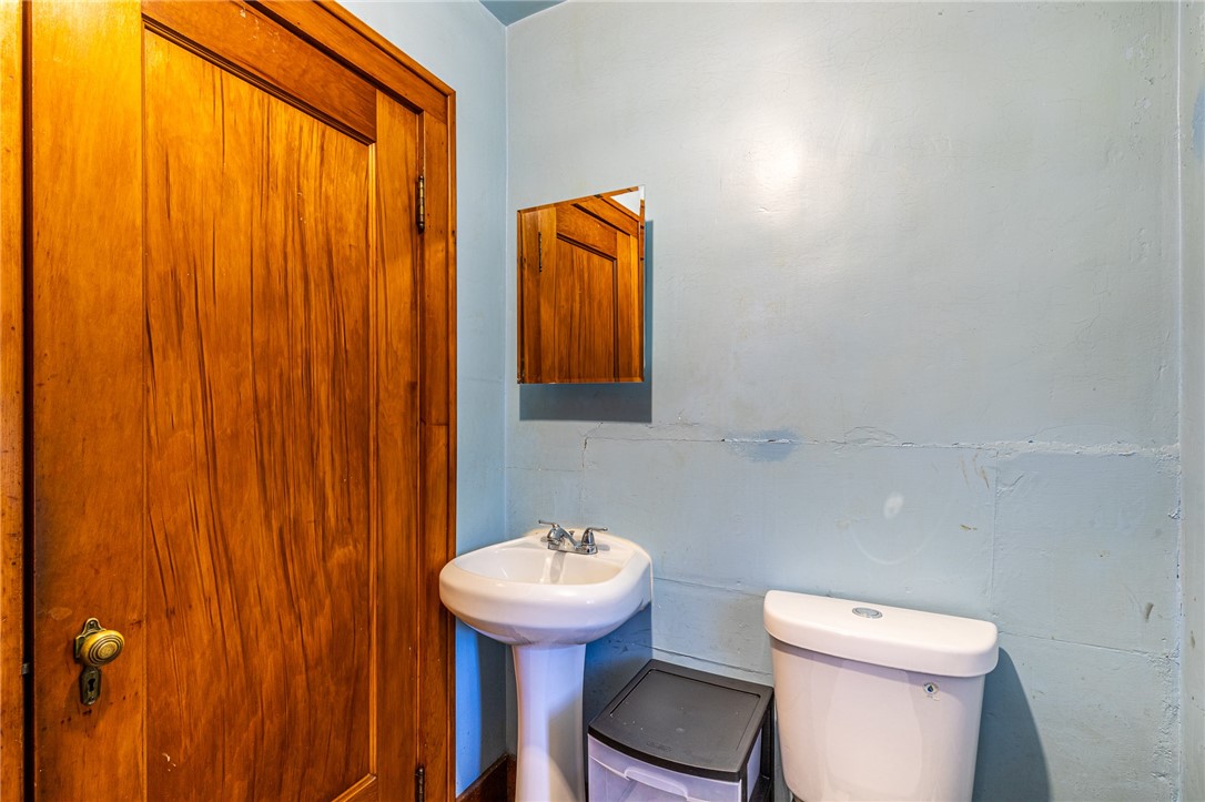 53 Warsaw Street Rochester, NY 14621 - Photo 26 of 40