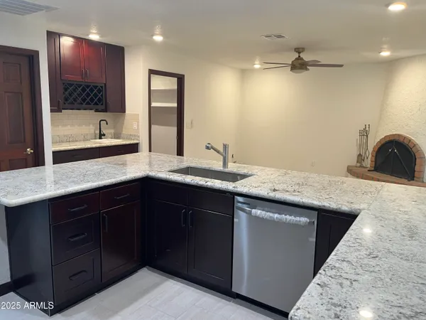 $3,200 | 1923 West Nopal Circle, Mesa, AZ 85202