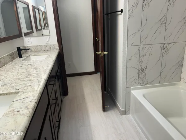 $3,200 | 1923 West Nopal Circle, Mesa, AZ 85202