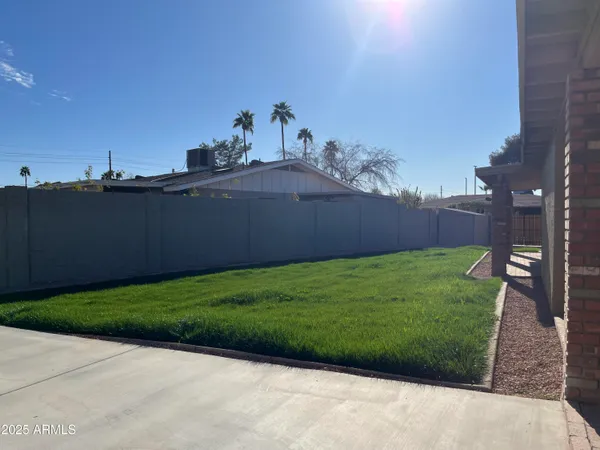 $3,200 | 1923 West Nopal Circle, Mesa, AZ 85202