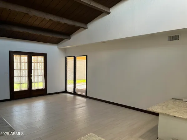 $3,200 | 1923 West Nopal Circle, Mesa, AZ 85202