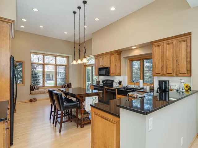 $675,000 | 11643 Foxhall Road, Minnetonka, MN 55305