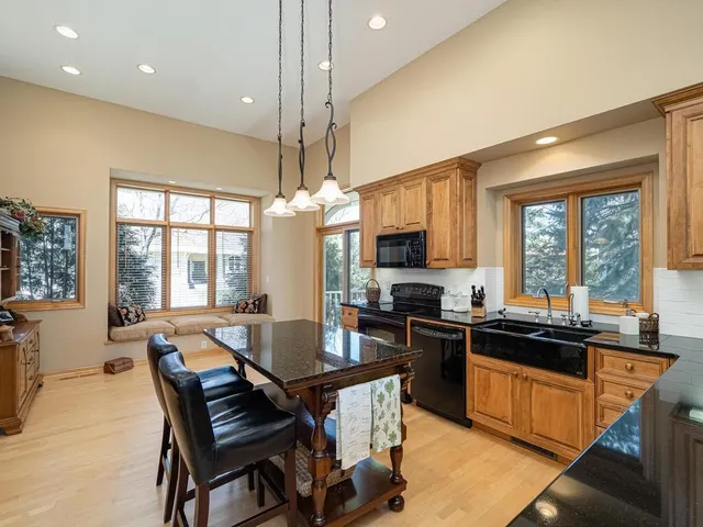 $675,000 | 11643 Foxhall Road, Minnetonka, MN 55305