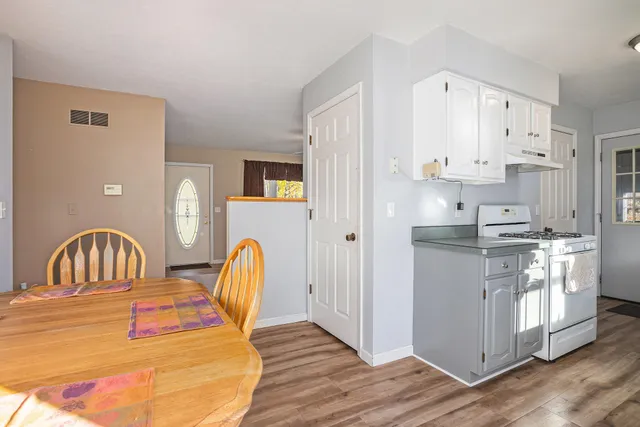 $349,900 | 28123 Timberly Drive, Sturgis, MI 49091