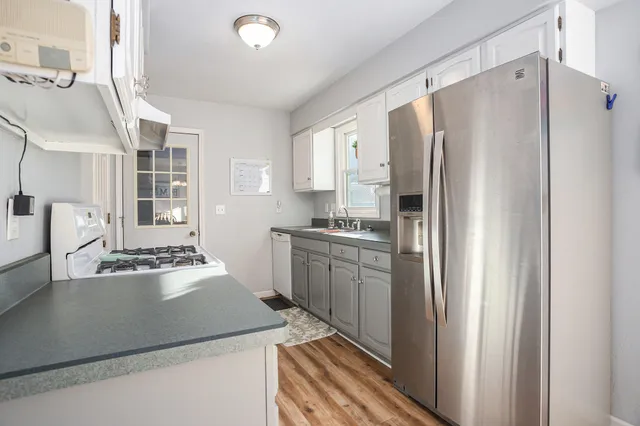 $349,900 | 28123 Timberly Drive, Sturgis, MI 49091