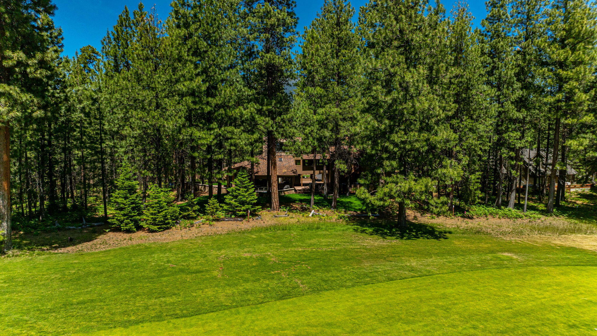 70215 Viola Black Butte Ranch, OR 97759 - Photo 49 of 63 1-web-or-mls-Riley Visuals-19
