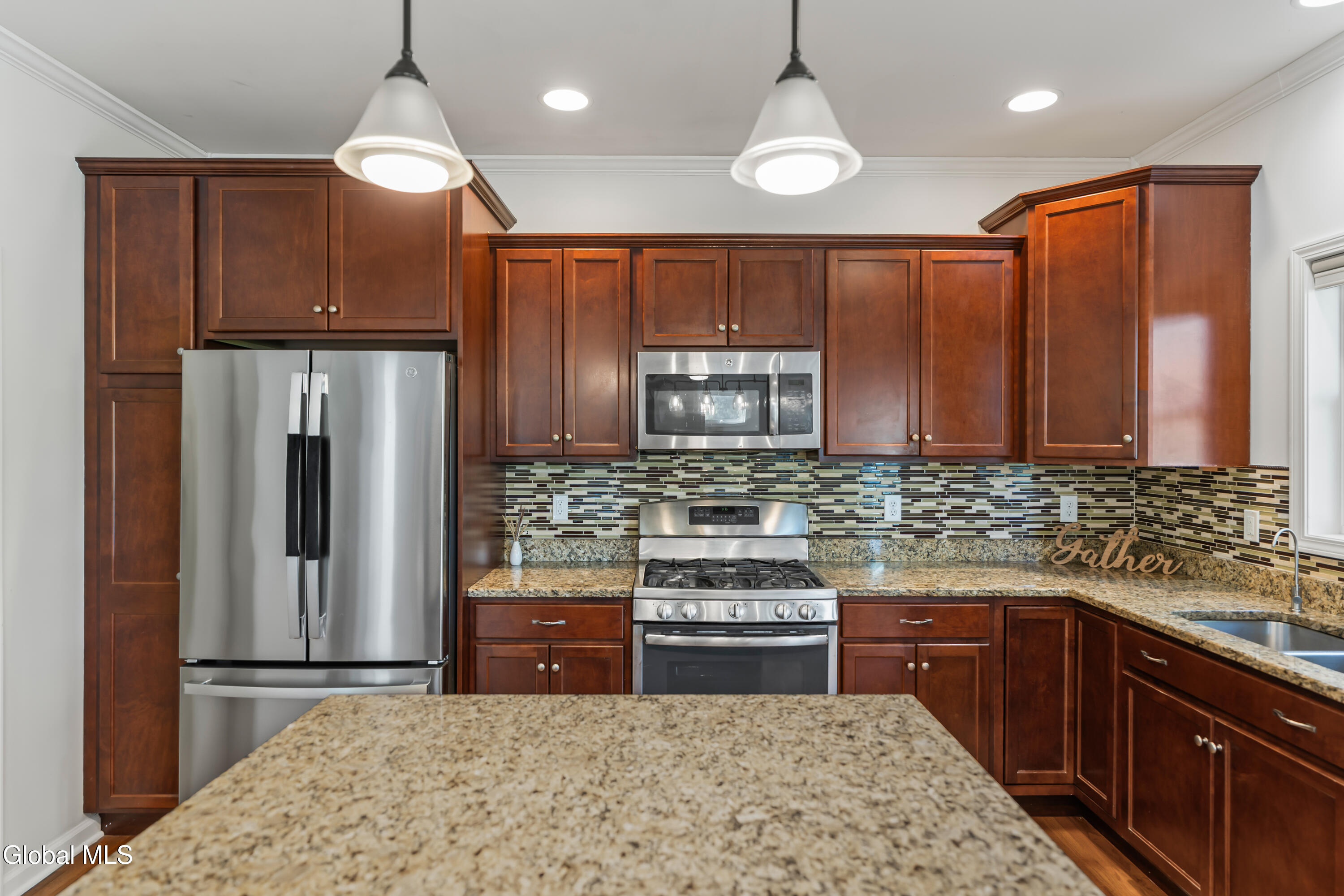 19 Ridgewood Drive Mechanicville, NY 12118 - Photo 17 of 52 14