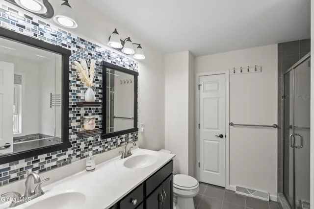 $619,900 | 19 Ridgewood Drive, Mechanicville, NY 12118