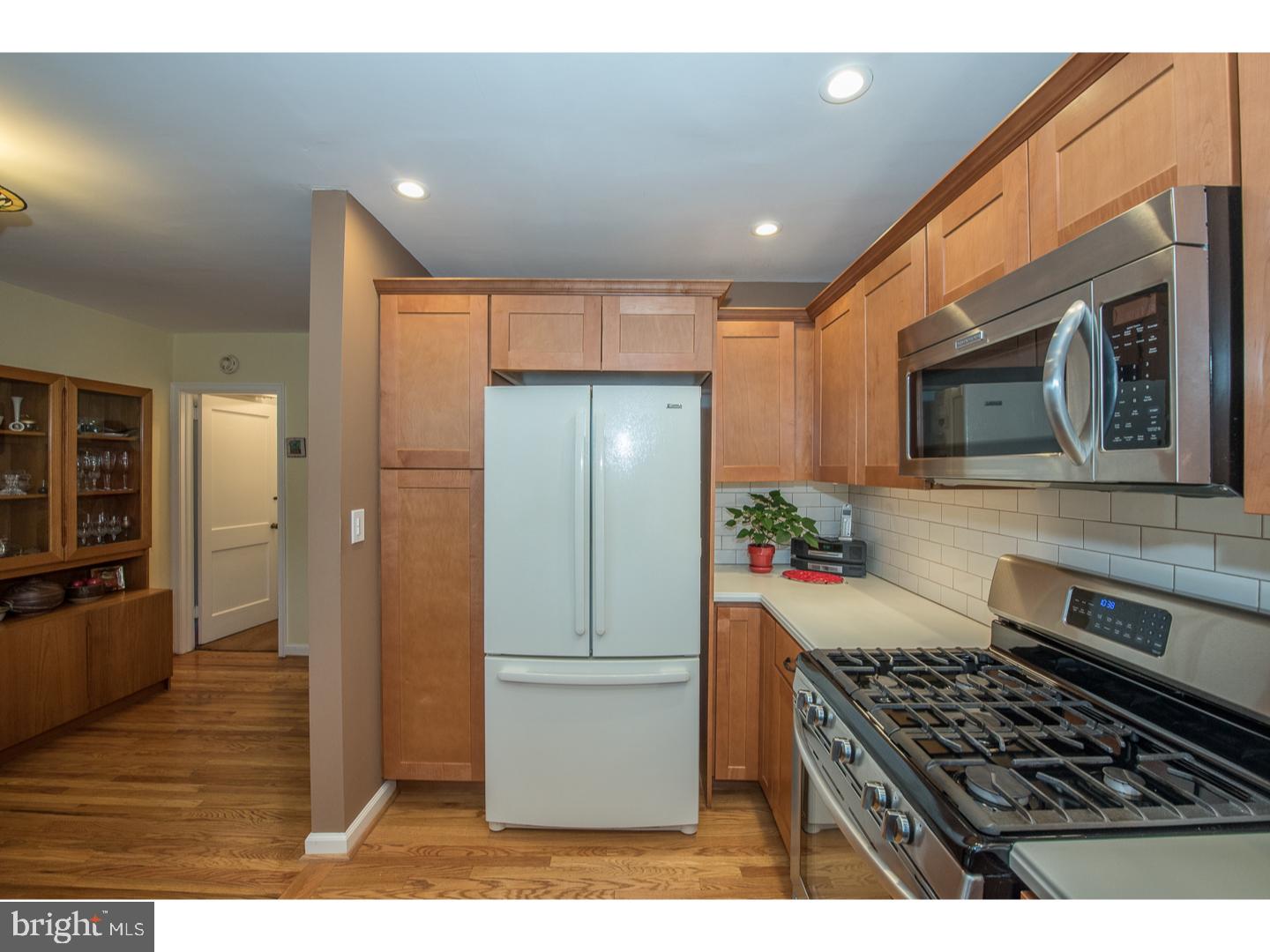 1619 Ashurst Road Philadelphia, PA 19151 - Photo 6 of 14 Gallery Image 6