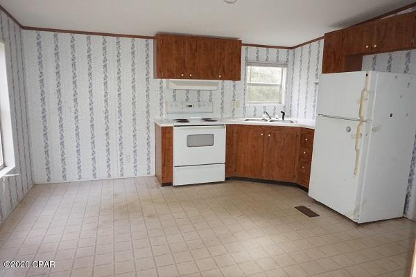 2838 Prospect Road Vernon, FL 32462 - Photo 3 of 7 Gallery Image 3