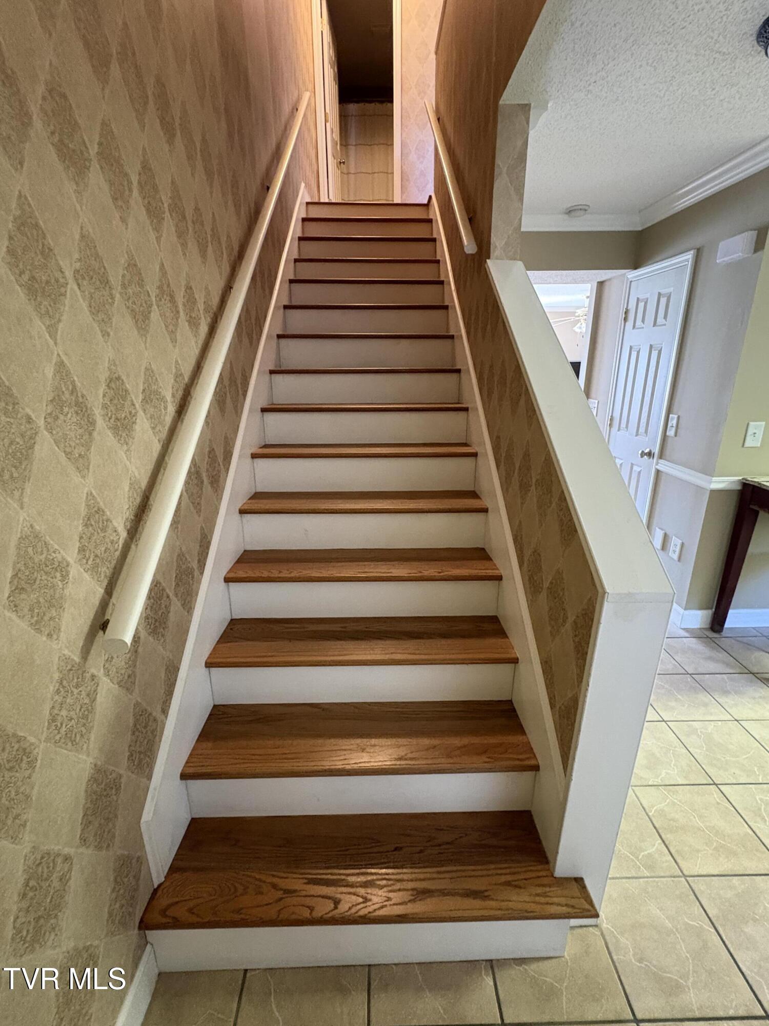 2101 Cherokee Road, Unit 7 Johnson City, TN 37604 - Photo 21 of 41 IMG_8569