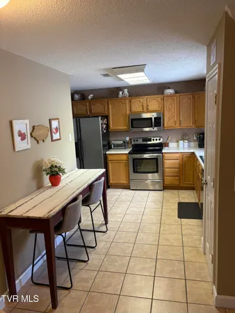 $193,000 | 2101 Cherokee Road, Unit 7, Johnson City, TN 37604