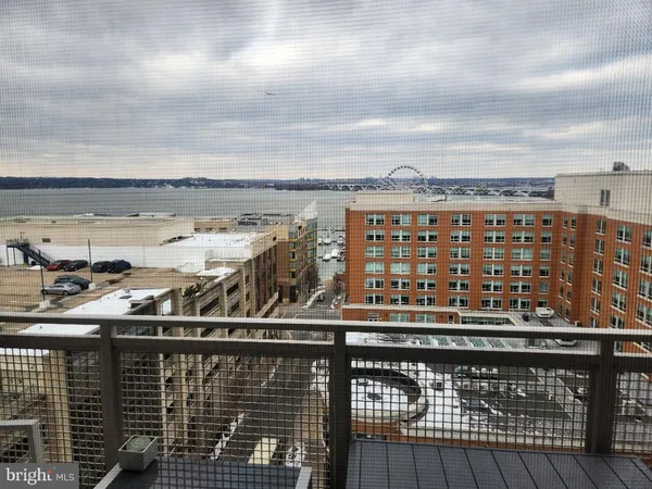 $2,550 | 157 Fleet Street, Unit 1010, National Harbor, MD 20745