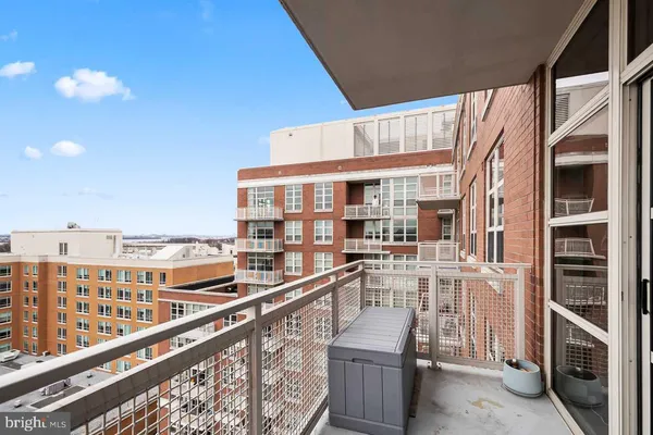 $2,550 | 157 Fleet Street, Unit 1010, National Harbor, MD 20745