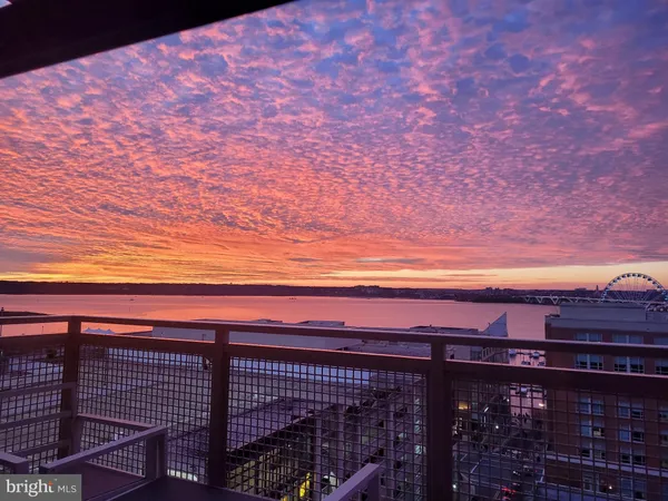 $2,550 | 157 Fleet Street, Unit 1010, National Harbor, MD 20745