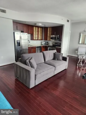 $2,550 | 157 Fleet Street, Unit 1010, National Harbor, MD 20745