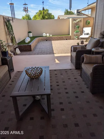 $277,000 | 10585 West Palmeras Drive, Unit H, Sun City, AZ 85373