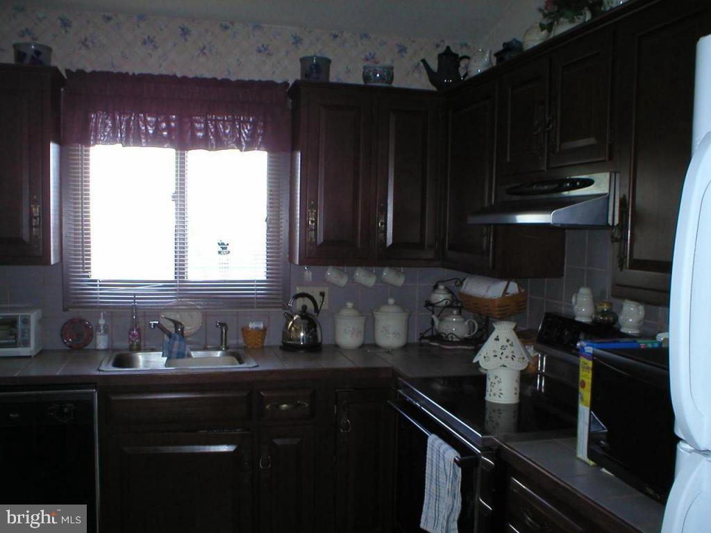 32 Troy Drive Lititz, PA 17543 - Photo 6 of 14