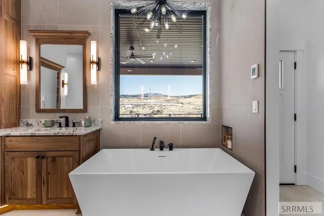 $2,550,000 | 1274 North 1090 East, Shelley, ID 83274