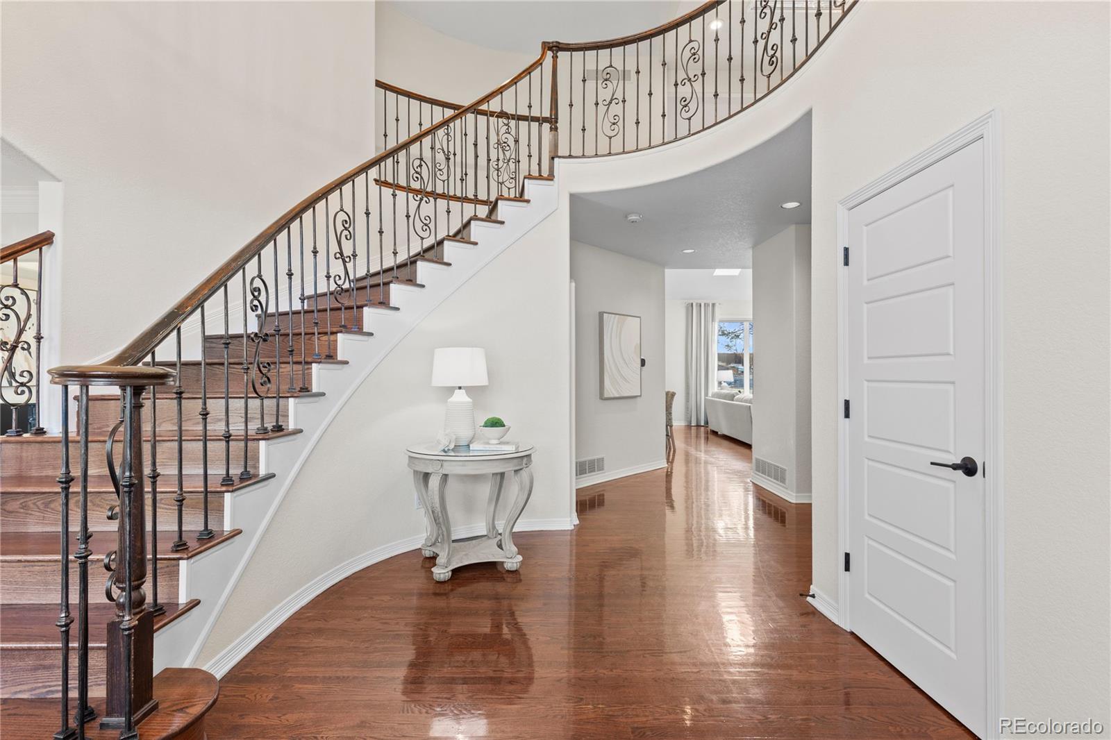 9141 Roundtree Drive Highlands Ranch, CO 80126 - Photo 18 of 43